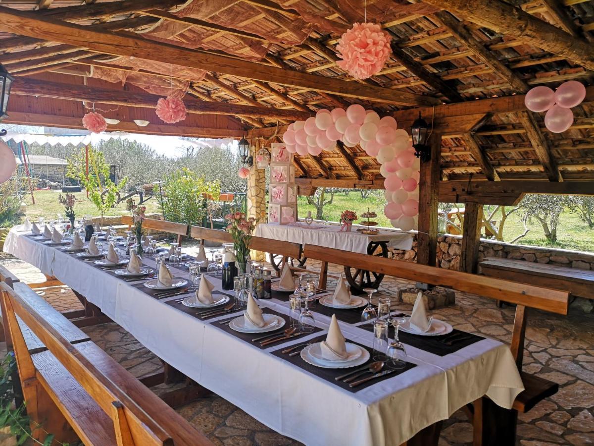 Country House Peace Drinovci Bagian luar foto