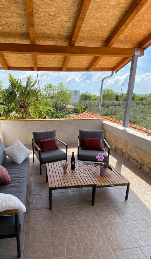 Country House Peace Drinovci Bagian luar foto