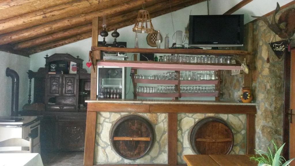Country House Peace Drinovci Bagian luar foto